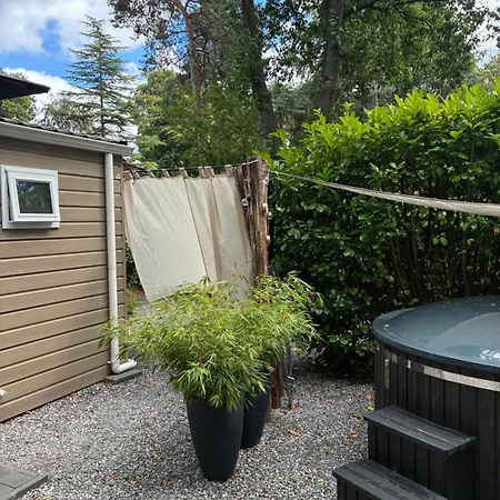 Het Relaxplekje 4 Persoons Prive Hottub *