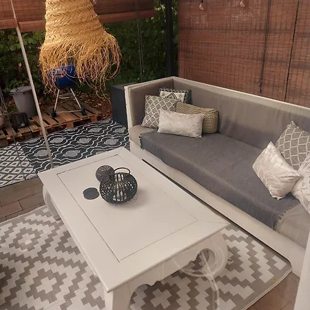 Het Relaxplekje 4 Persoons Prive Hottub * フォールトハイゼン