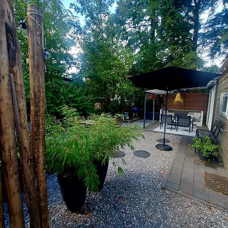 別荘 Het Relaxplekje 4 Persoons Prive Hottub