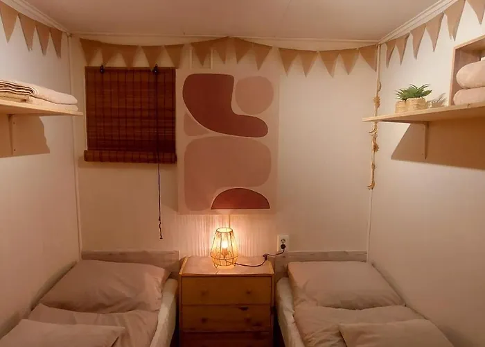 Het Relaxplekje 4 Persoons Prive Hottub 福尔特赫伊曾